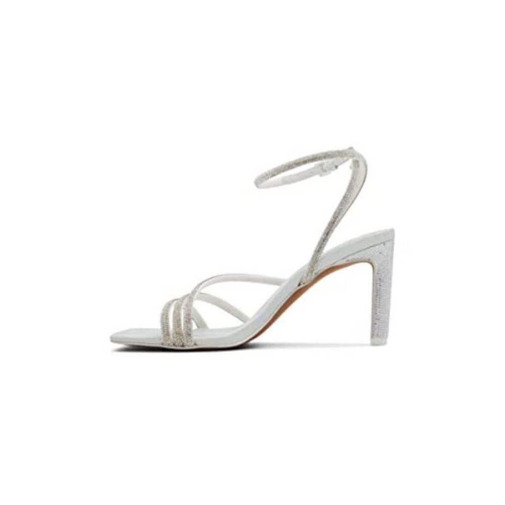 Call It Spring Royalee heeled sandal buckle light silver vegan leather NEW sz 5